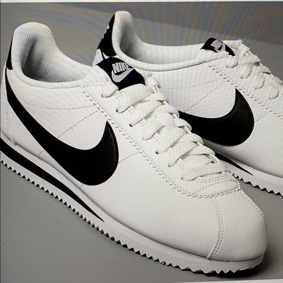 wmns classic cortez leather